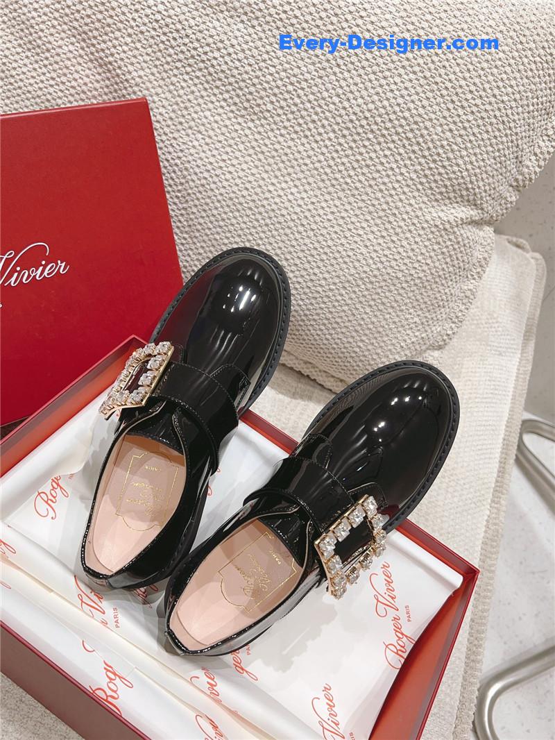 roger u1u1er metal buckle derby shoes