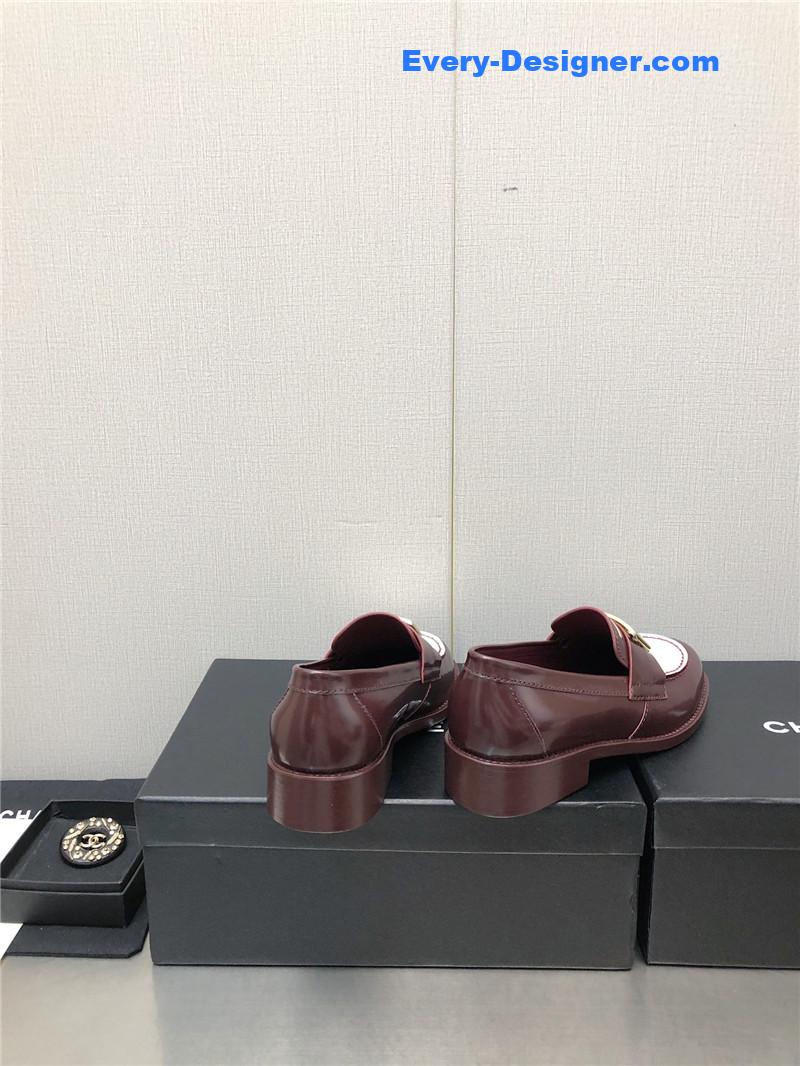 CC chunky heel round toe shoes