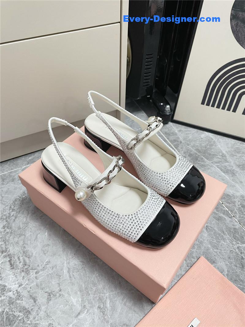 M1um1u chunky heel chain pearl pearl mary jane shoes