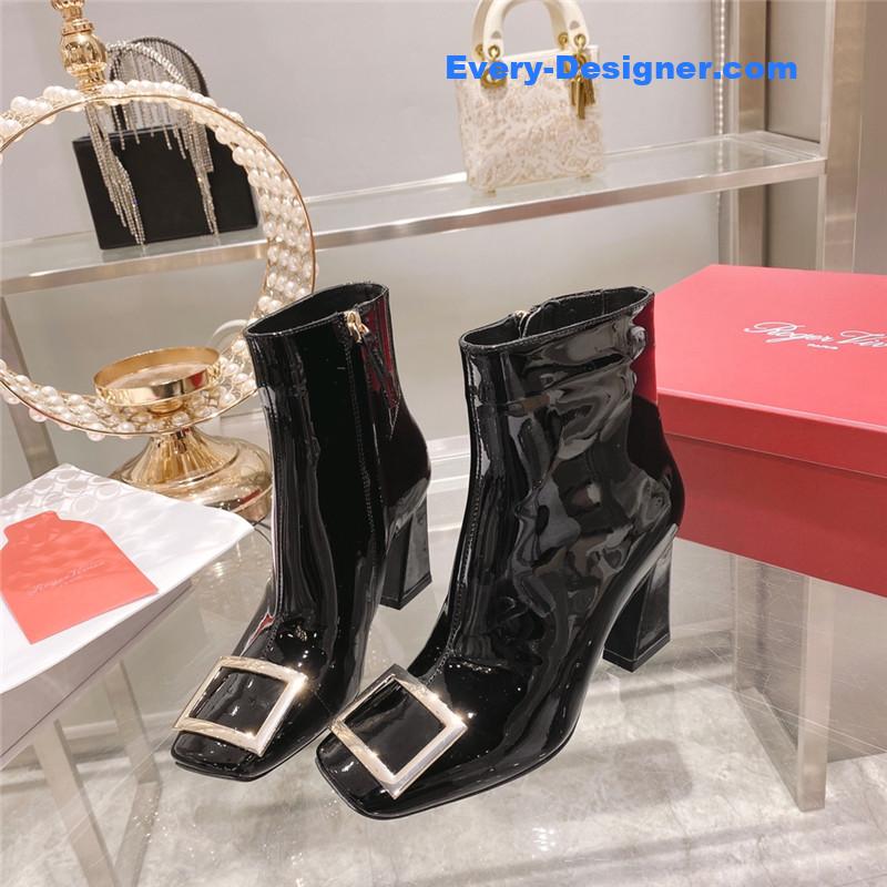 roger u1u1er metal square buckle ankle boots