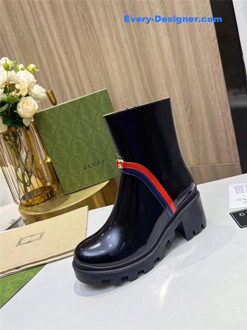 Gvc*1 black web stripe 85mm ankle boots
