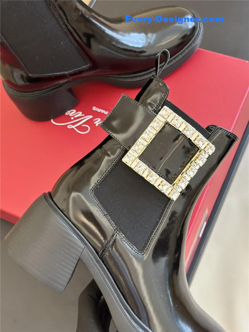 roger u1u1er square buckle chunky heel chelsea boots