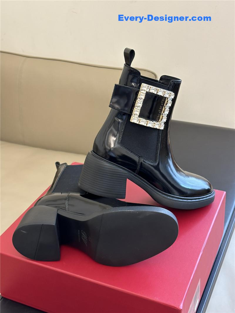 roger u1u1er square buckle chunky heel chelsea boots
