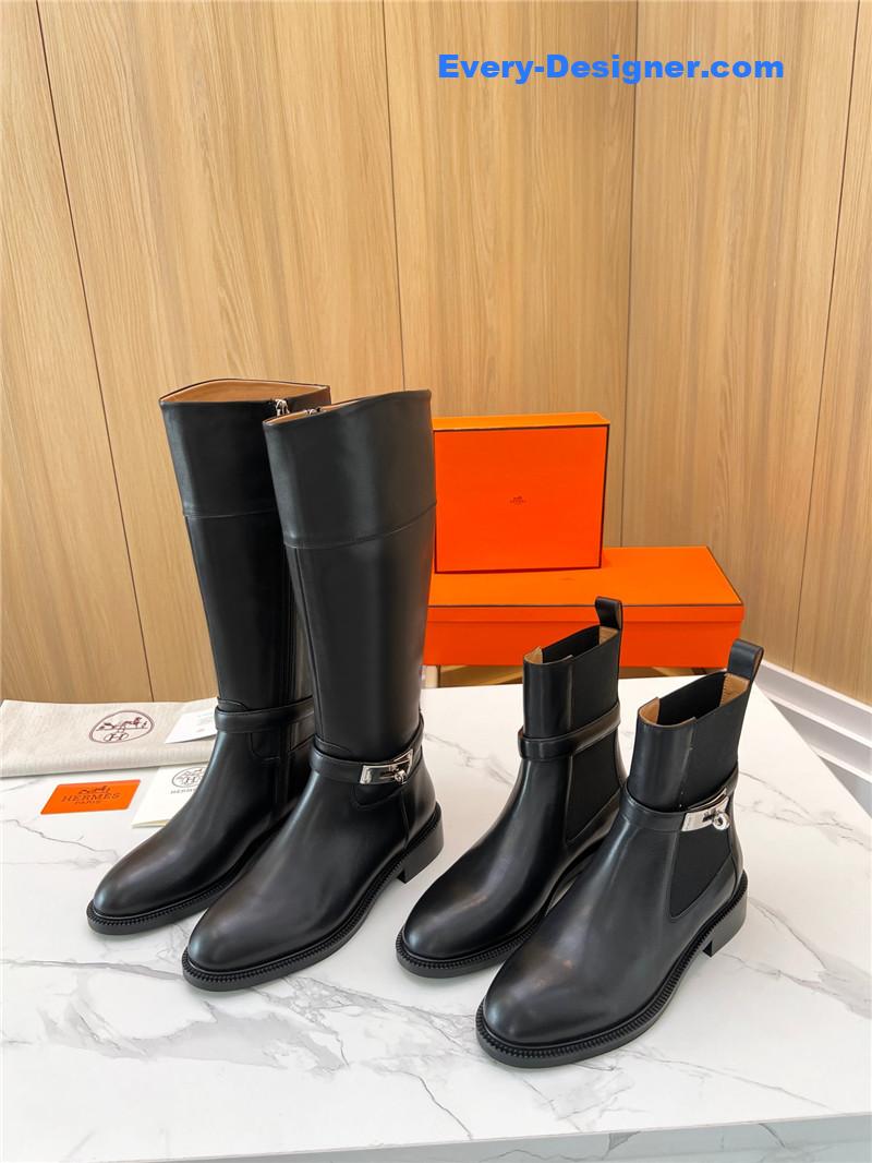 H**me5 new classic boots