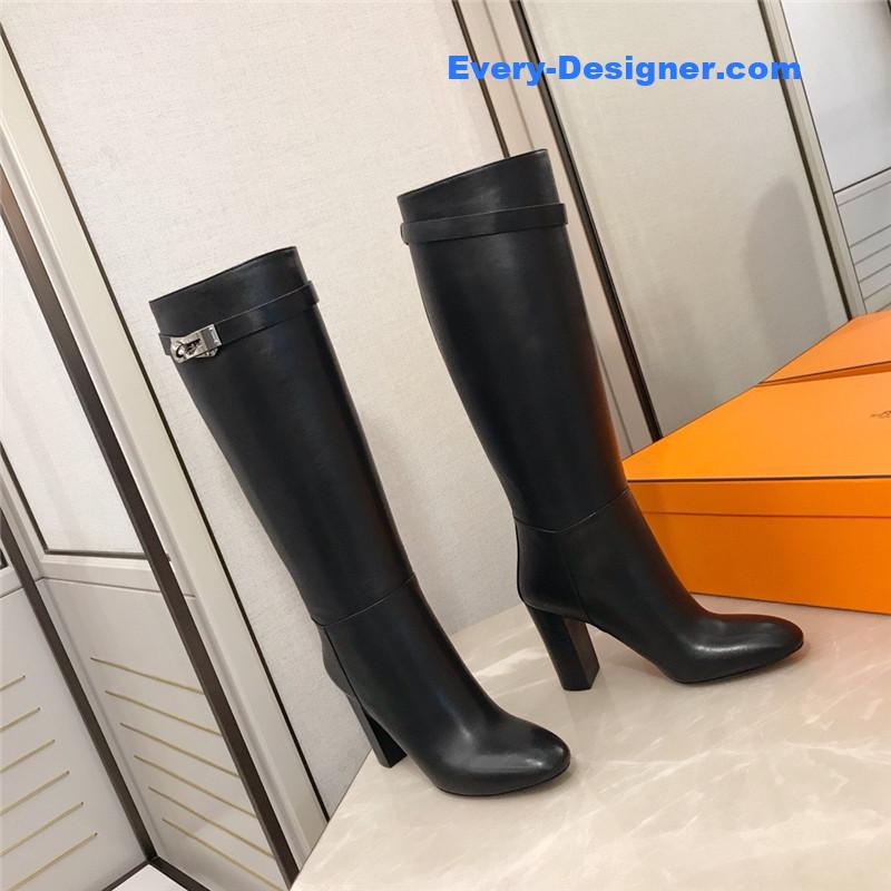 H**me5 new classic boots