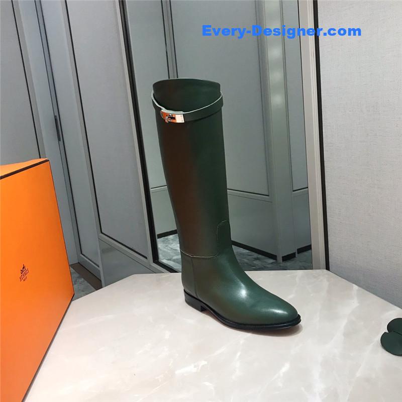 H**me5 new classic boots