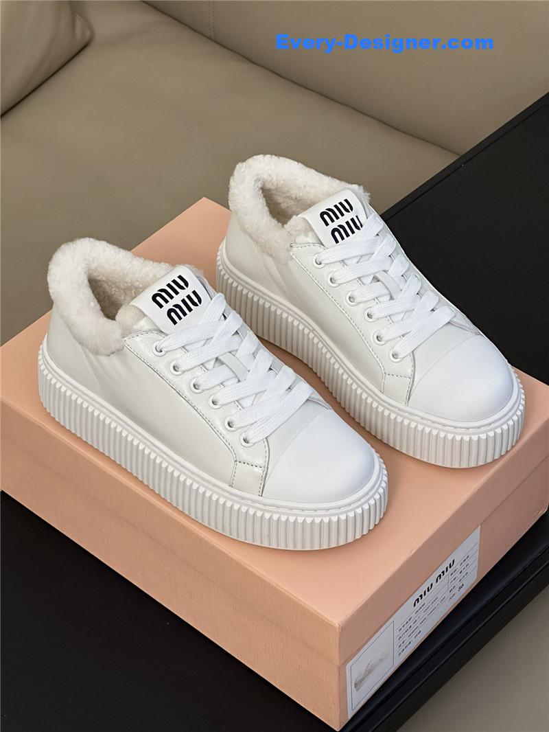 M1um1u autumn and winter lamb wool series sneakers