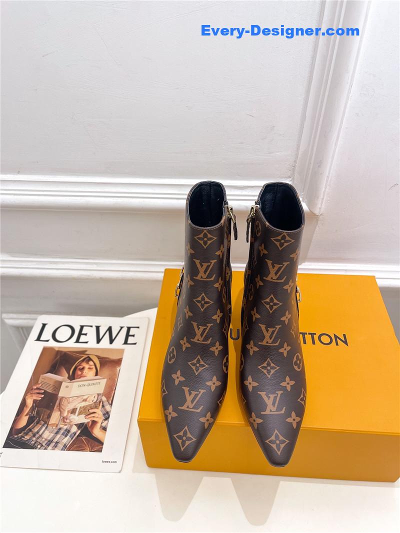 l0vis Vvtt0n lv small square toe metal heel boots