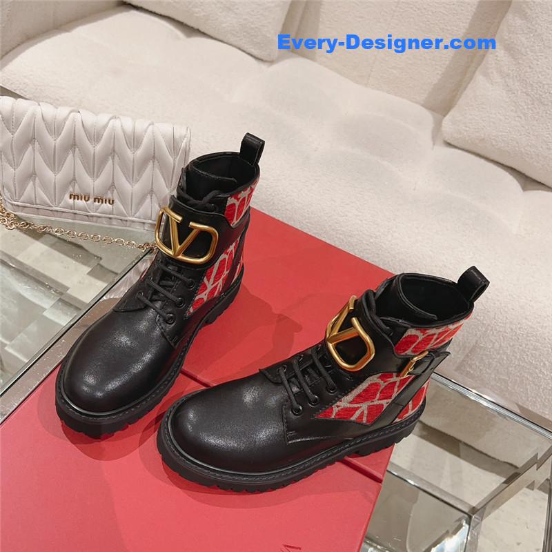 Va1e*ntin0 lace-up martin boots