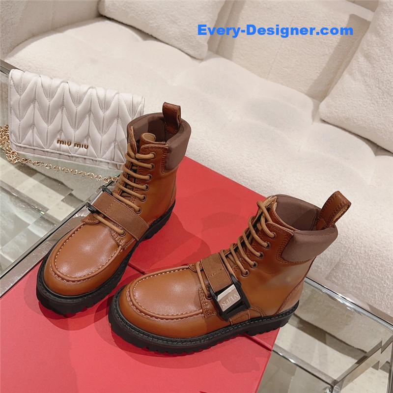 Va1e*ntin0 lace-up martin boots