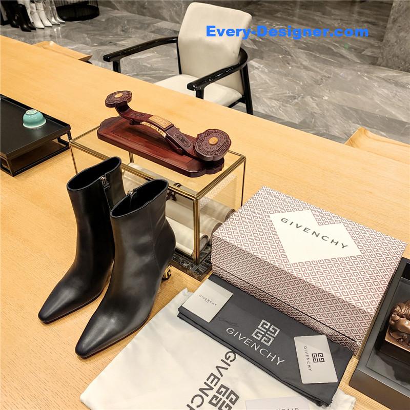 Givenchy G heel small square toe short boots
