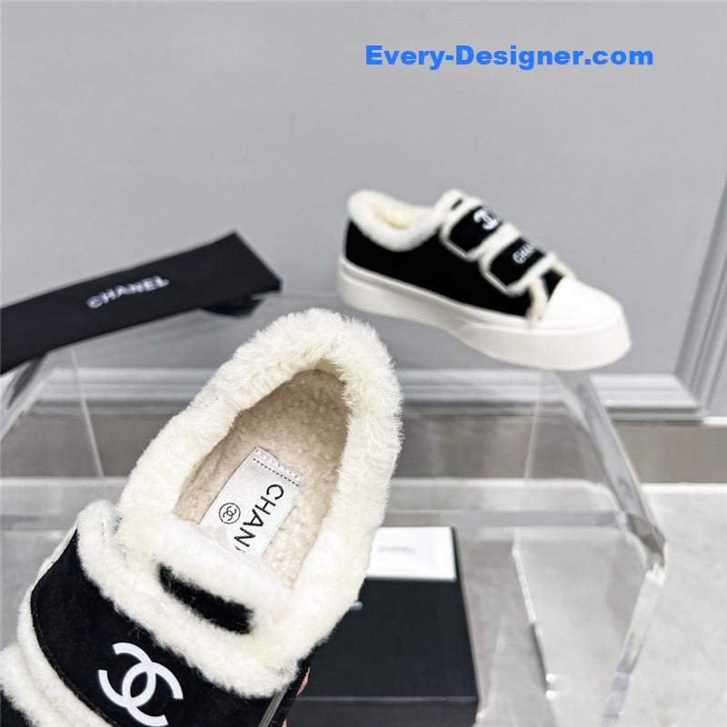 Ch**el new sneakers