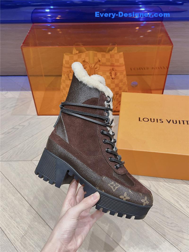 l0vis Vvtt0n lv classic high heel martin boots