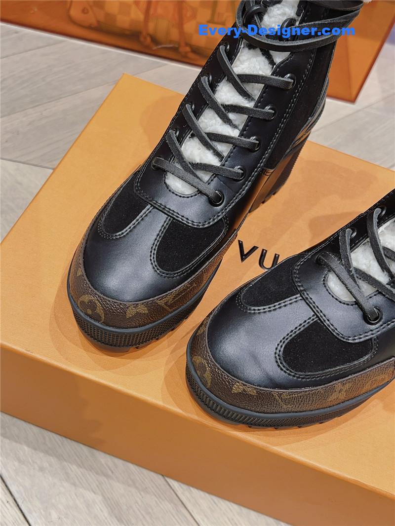 l0vis Vvtt0n lv classic high heel martin boots