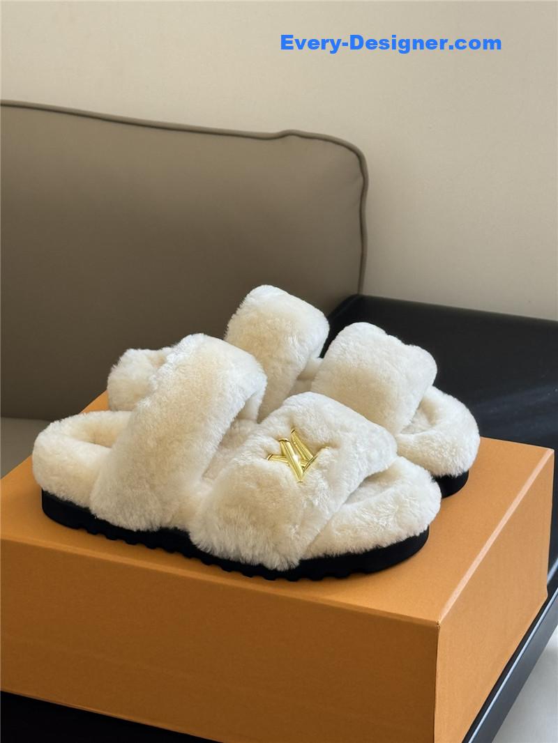 l0vis Vvtt0n lv new wool slippers