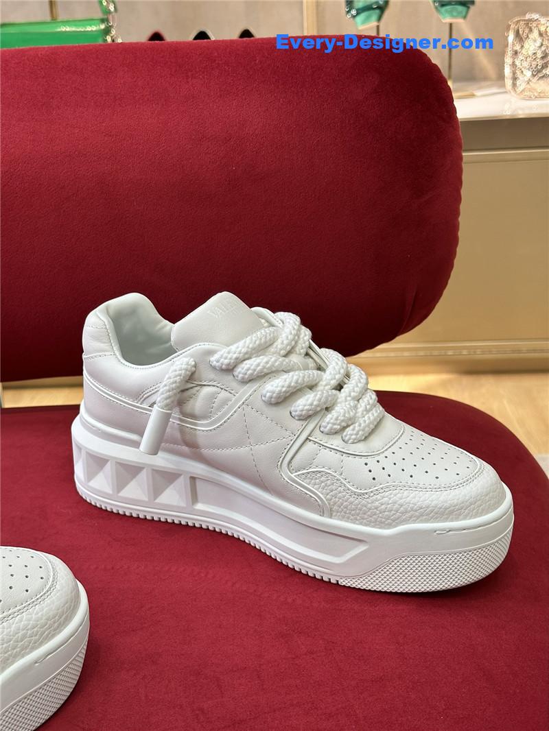 Va1e*ntin0 thick sole casual shoes