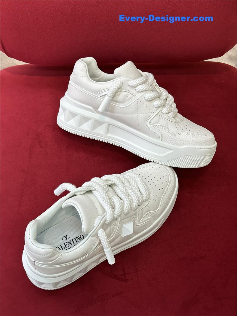Va1e*ntin0 thick sole casual shoes