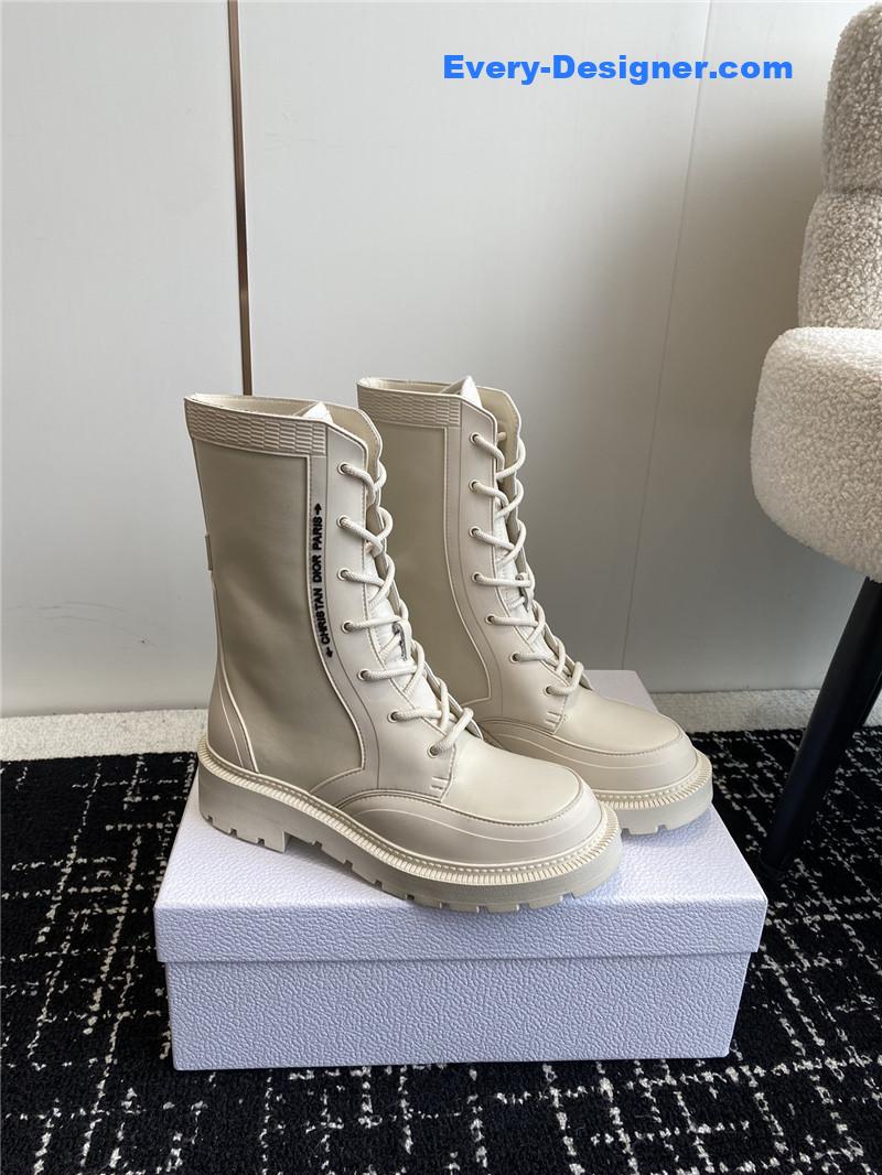 D10r new lace up martin boots