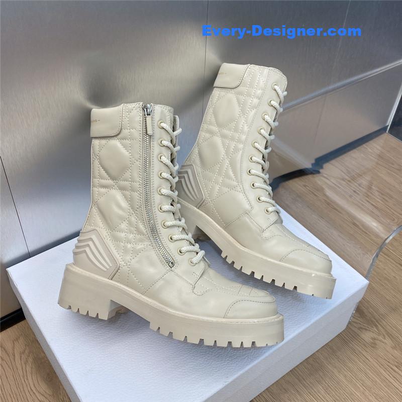 D10r low heel round toe lace up knight boots