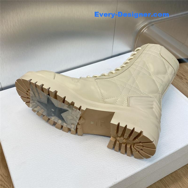 D10r low heel round toe lace up knight boots