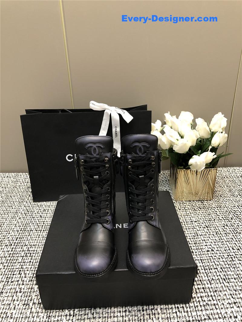 CC polished cowhide boots