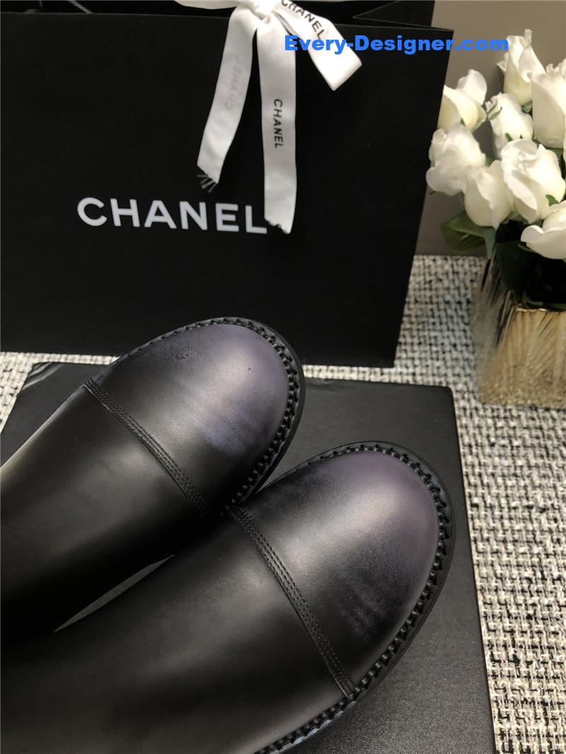 CC polished cowhide boots