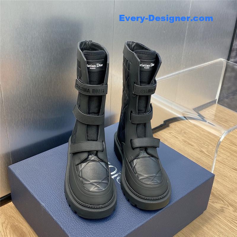 D10r black d-major ankle boots