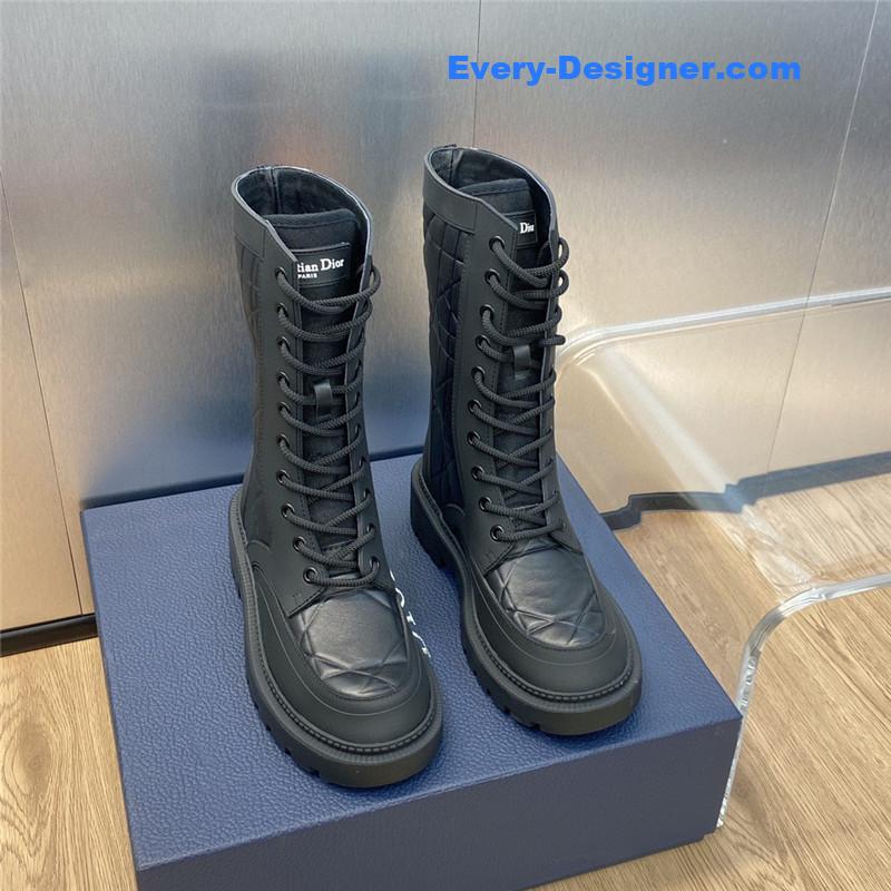 D10r women’s velcro motorcycle short boots