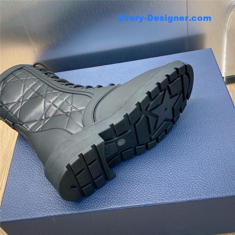 D10r women’s velcro motorcycle short boots