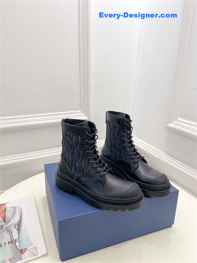 D10r new wool boots