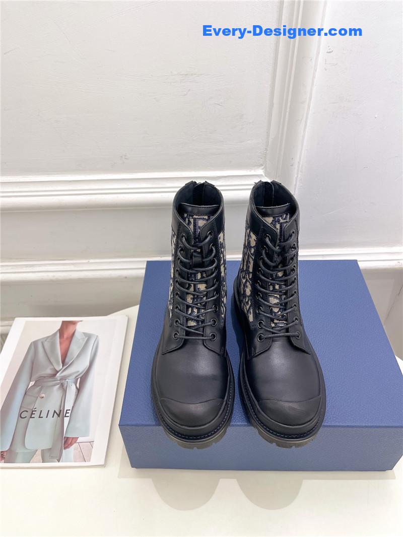 D10r new wool boots