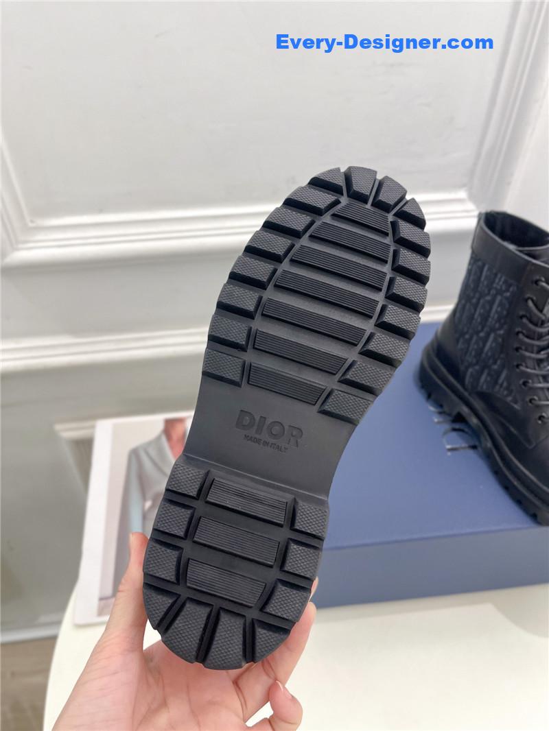 D10r new wool boots