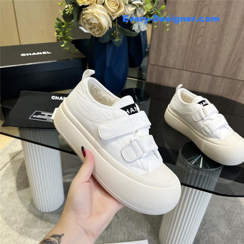 Ch**el new low top thick lace bread shoes