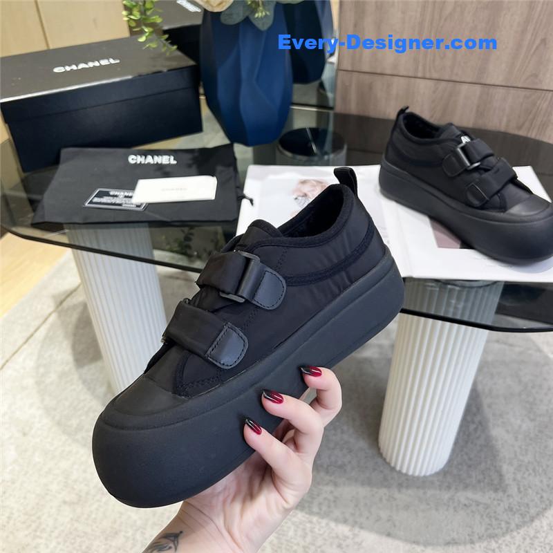 Ch**el new low top thick lace bread shoes