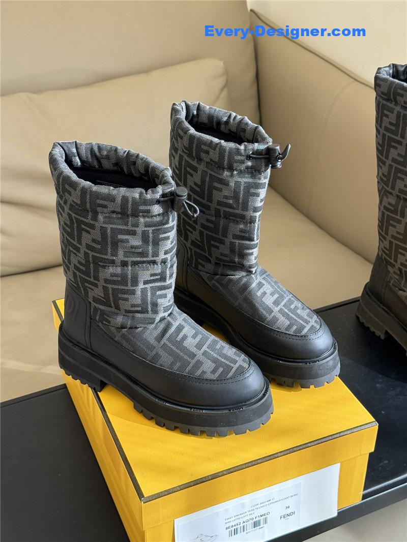 F**di classic ff presbyopic snow boots