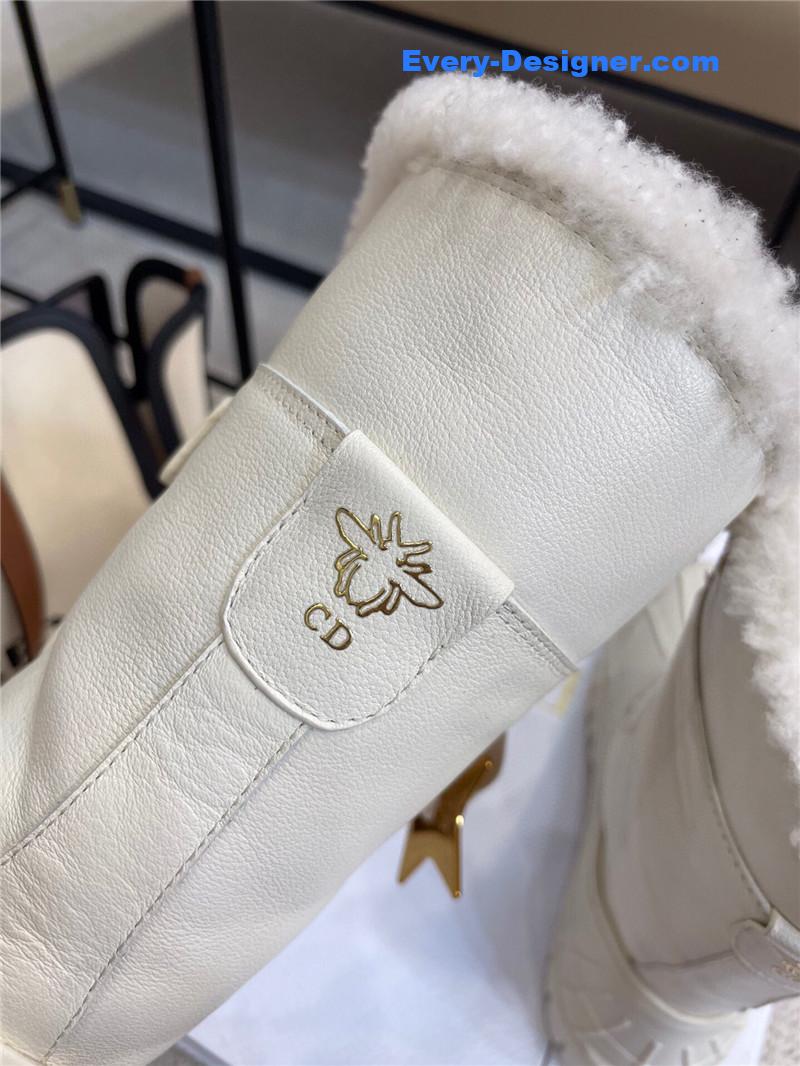 D10r d-venture leather snow boots in white