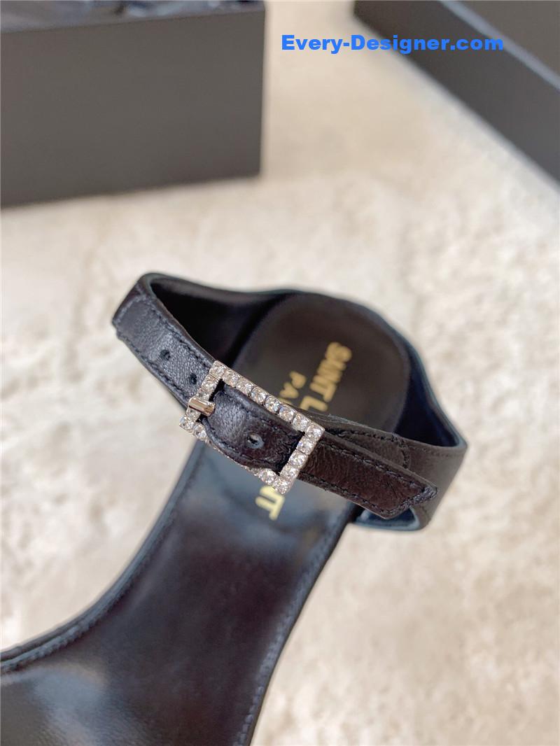 Y51 new sandals