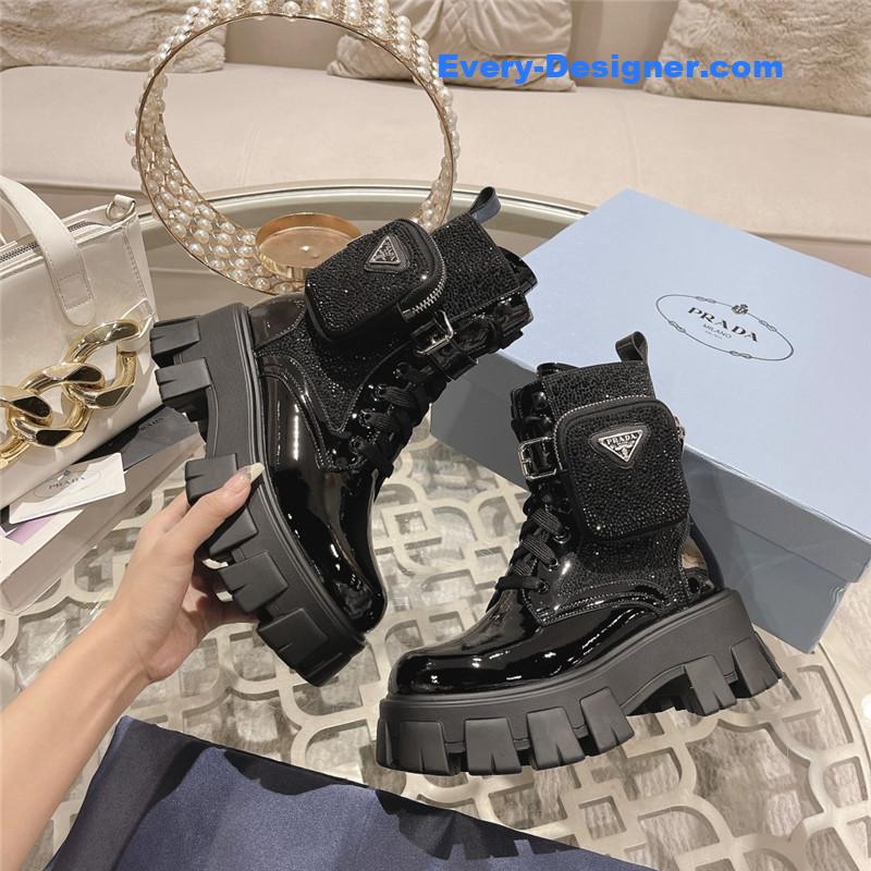 Pra*a monolith patent leather boots