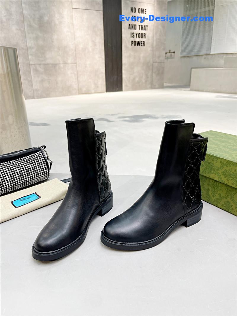 Gvc*1 classic cowhide printed embossed ankle boots