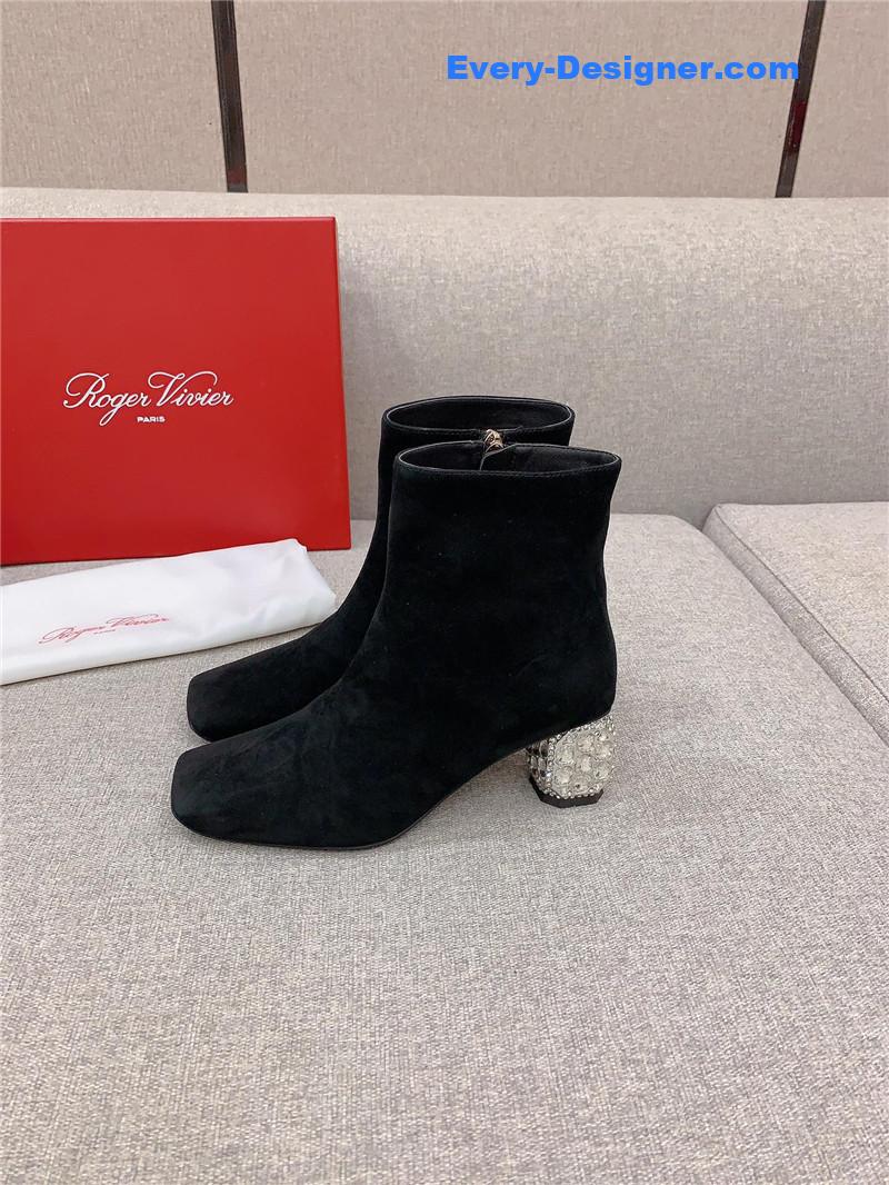 roger u1u1er crystal-embellished heel suede boots