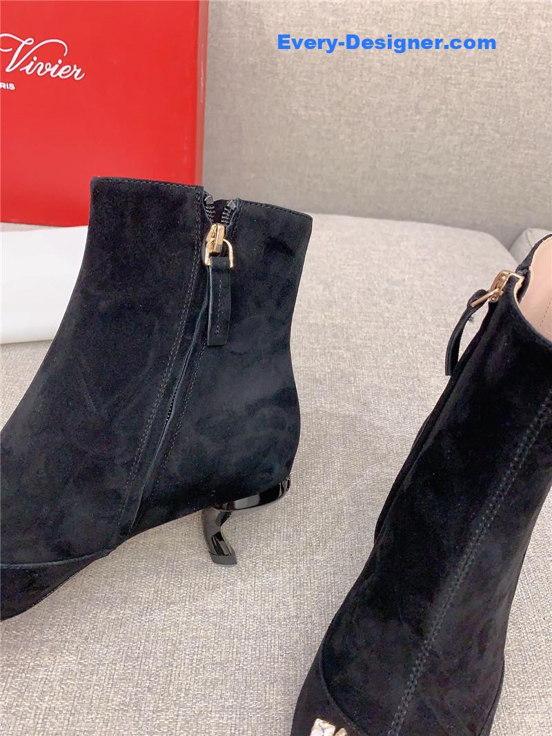 roger u1u1er black suede crystal buckle ankle boots
