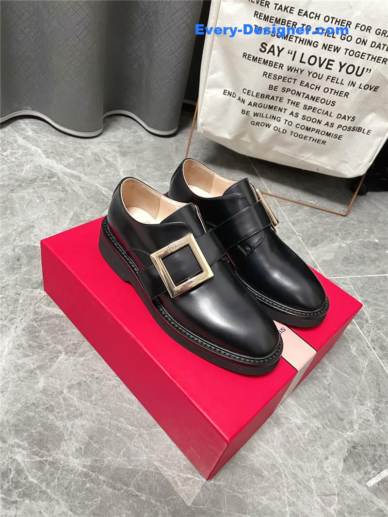 roger u1u1er new loafers
