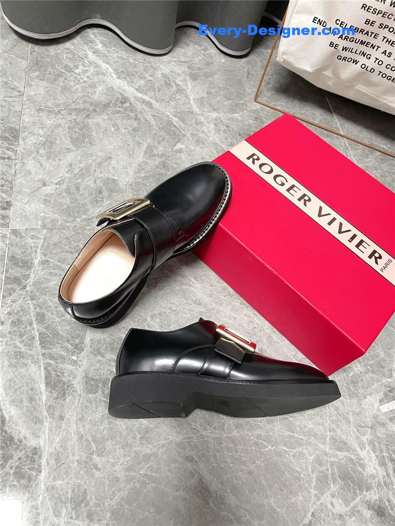 roger u1u1er new loafers