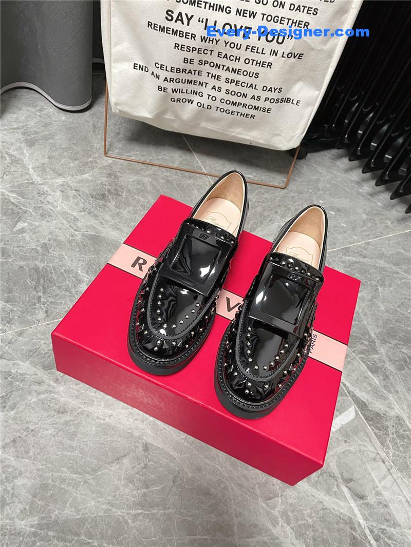 roger u1u1er new loafers