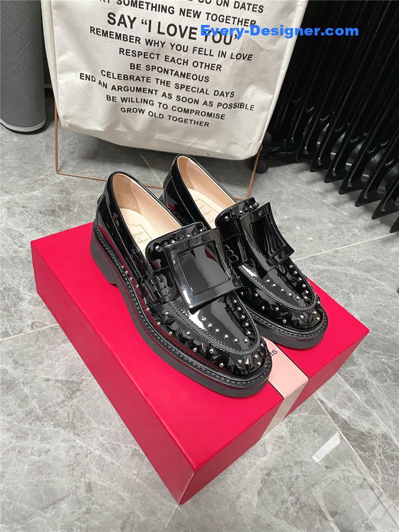 roger u1u1er new loafers