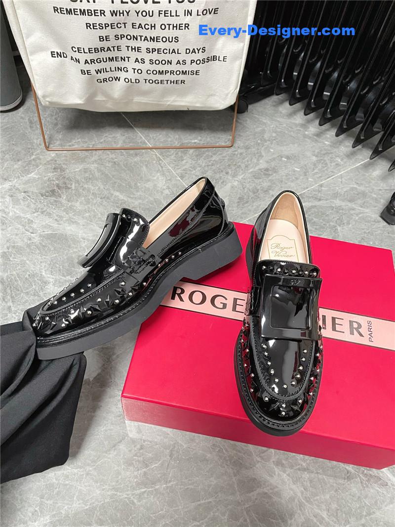 roger u1u1er new loafers