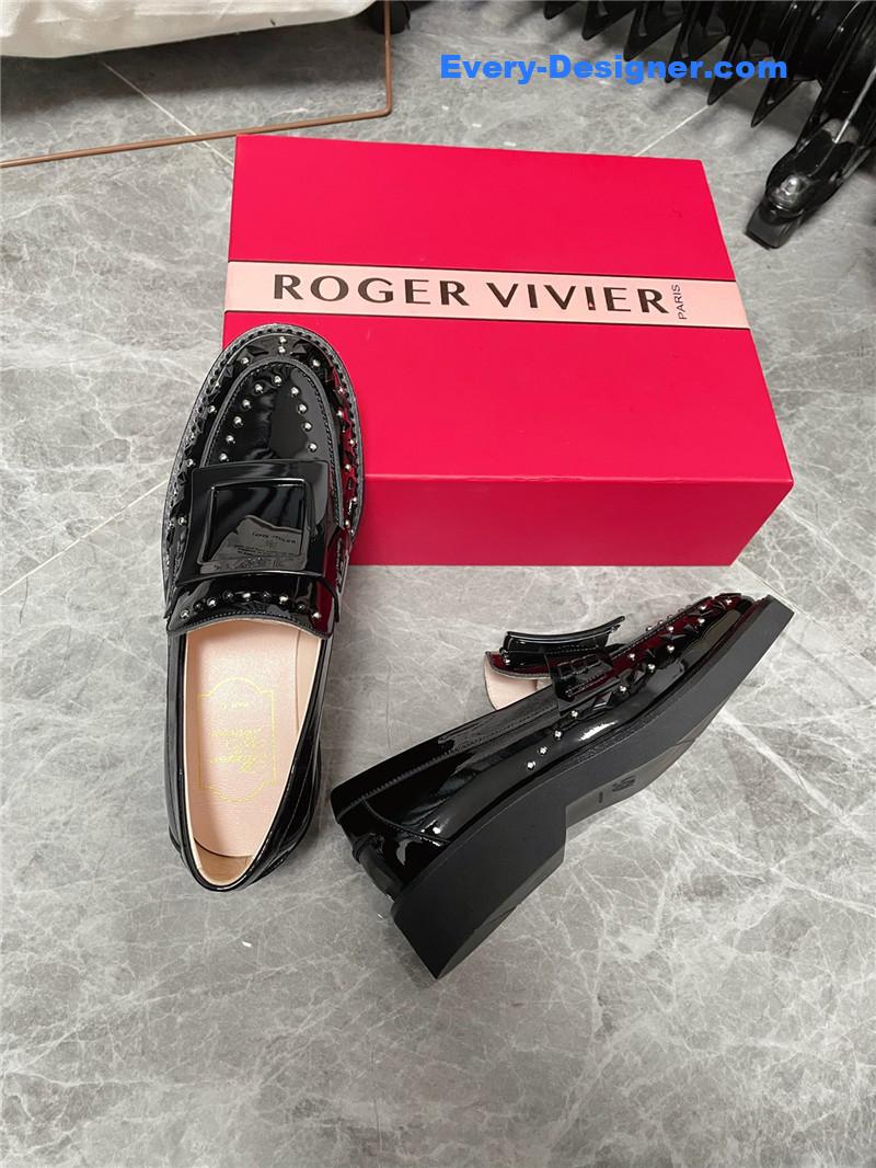 roger u1u1er new loafers