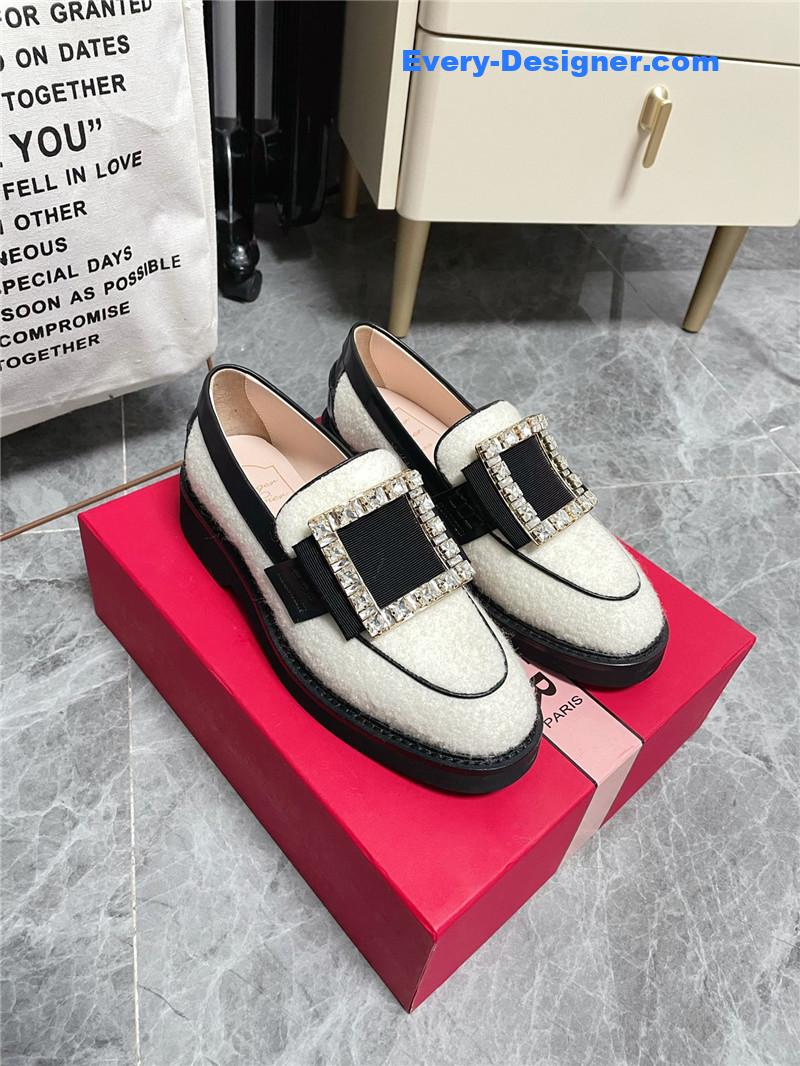 roger u1u1er new loafers