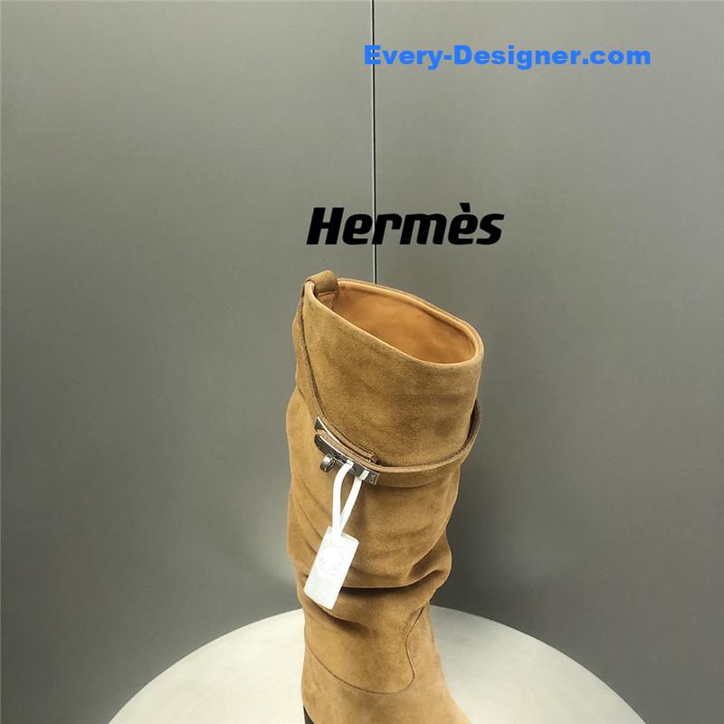 H**me5 beige suede knee-length boots