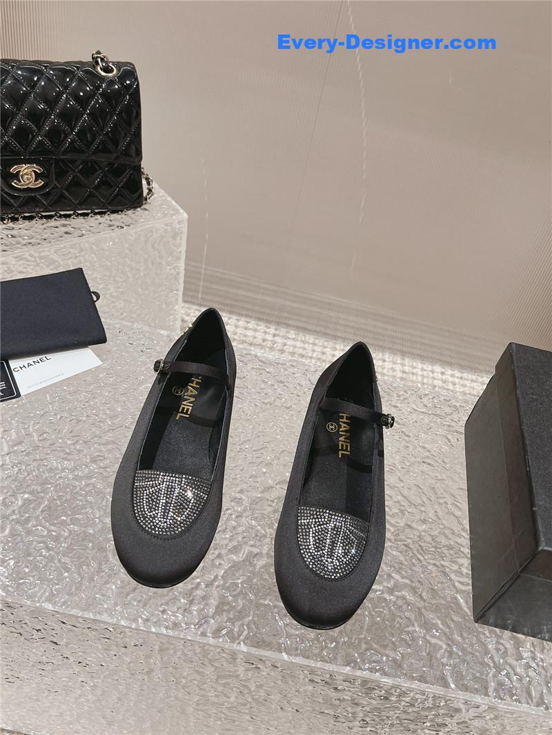 Ch**el new shoes